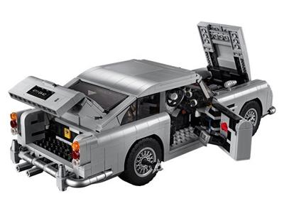 LEGO 10262 Creator Expert James Bond Aston Martin DB5 Model Car, Collectable Gift Idea Set for Adults Multicolor